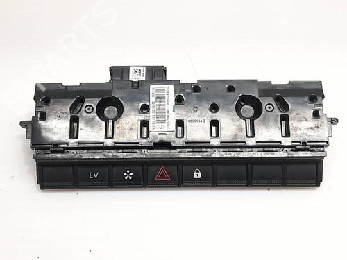 Used Warning switch Warning switch RENAULT CAPTUR II (HF_) E-TECH 145 (HFMU) (143 hp) 19708956 19708956