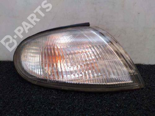 Used Right front indicator Right front indicator HYUNDAI LANTRA II Estate (J-2) 1.6 16V (114 hp) 6137297 6137297
