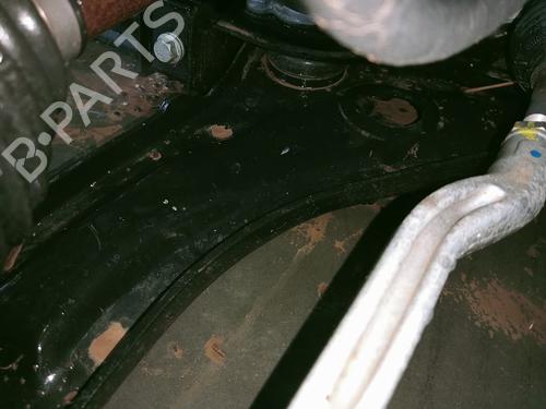 Used Left front suspension arm Left front suspension arm 29288951 29288951