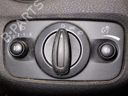 Used Headlight switch FORD MONDEO IV (BA7) [2007-2015]  30794315