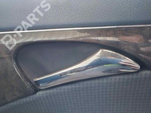 front-right-interior-door-handle-mercedes-benz-e-class-w211-e-270-cdi-211016-2002-2003-2004-2005-2006-2007-2008-2009-8639986 main image