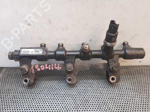 Used Injection rail Injection rail 2336222 2336222