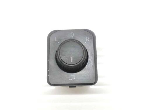 mirror-switch-seat-arona-kj7-kjp-6f0959565-2017-21841612 main image