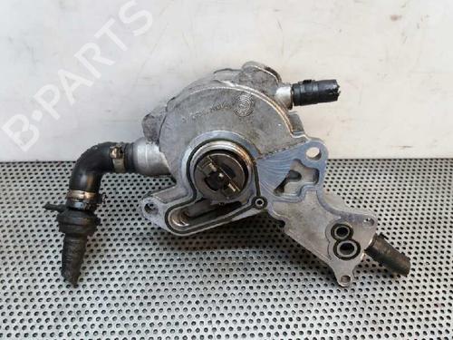 Used Vacuum pump VW POLO (6N2) [1999-2001]  4410914