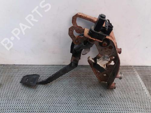 Used Clutch pedal FORD FIESTA VI (CB1, CCN) [2008-2017]  8767931