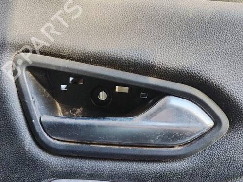 front-right-interior-door-handle-renault-captur-ii-hf_-e-tech-145-hfmu-2020-20086011 main image