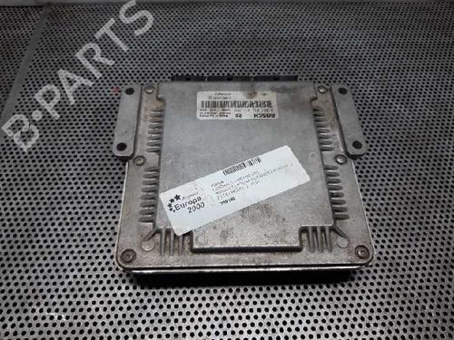 Used Engine control unit (ECU) RENAULT LAGUNA II Grandtour (KG0/1_) 2.2 dCi (KG0F) (150 hp) 633615