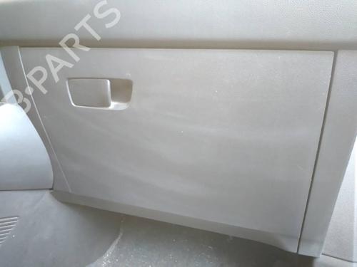 Used Glove box Glove box RENAULT CAPTUR II (HF_) E-TECH 145 (HFMU) (143 hp) 19733634 19733634