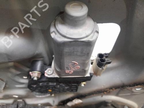 Front left window mechanism KIA SPORTAGE II (JE_, KM_) 2.0 CRDi 4WD | BP4713957C22