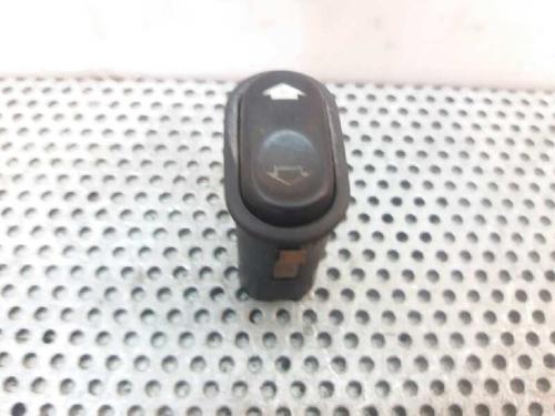 Used Right front window switch Right front window switch FORD SCORPIO II (GFR, GGR) 2.5 TD (115 hp) 1385551 1385551