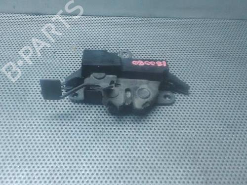 Hood lock TOYOTA AVENSIS Liftback (_T22_) 2.0 TD (CT220_) (90 hp) 8767847