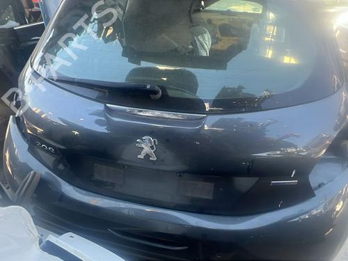 Used Tailgate PEUGEOT 208 I (CA_, CC_) 1.2 VTI 82 (82 hp) 26330705