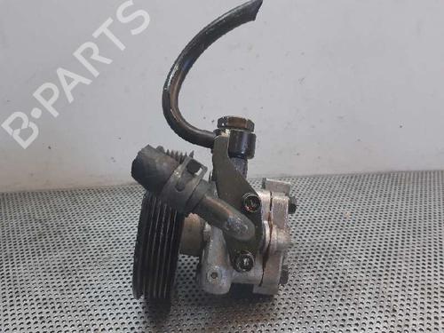 Used Steering pump HYUNDAI ELANTRA III Saloon (XD) 2.0 CRDi (113 hp) 2217575