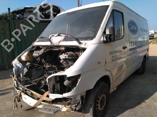 Oliekøler MERCEDES-BENZ SPRINTER 2-t Van (B901, B902) 211 CDI (901.661, 901.662, 902.661, 902.662) | BP14035971M33 