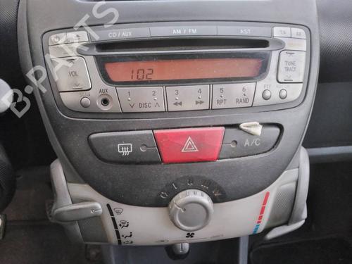 Front left window mechanism PEUGEOT 107 (PM_, PN_) 1.0 | BP8878952C22 