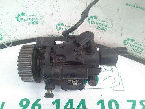 Used Injection pump Injection pump 2300548 2300548