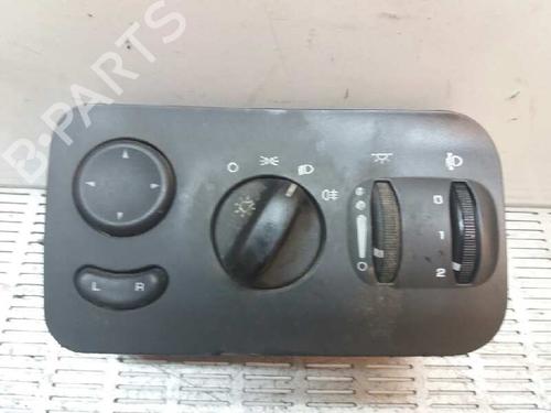 Used Headlight switch CHRYSLER VOYAGER IV (RG, RS) 2.5 CRD (120 hp) 12313066