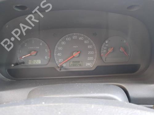 Rear center light VOLVO V40 Estate (645) 1.9 TD | BP10974430I39 
