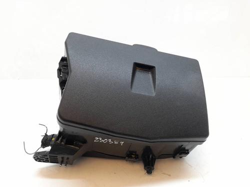 fuse-box-toyota-auris-_e15_-8266202320-2006-2007-2008-2009-2010-2011-2012-13450999 main image