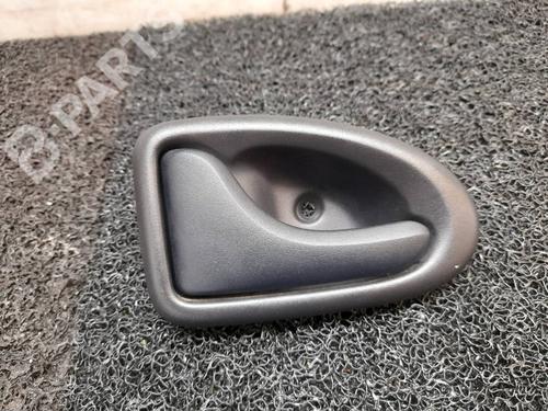 Used Rear left interior door handle Rear left interior door handle RENAULT MEGANE I (BA0/1_) 1.4 16V (BA0D, BA1H, BA0W, BA10) (95 hp) 6905241 6905241