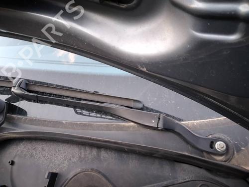 Used Front windshield wiper arm MERCEDES-BENZ E-CLASS (W211) E 270 CDI (211.016) (177 hp) 8601503