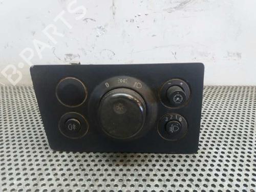 Used Headlight switch OPEL ZAFIRA / ZAFIRA FAMILY B (A05) 1.9 CDTI (M75) (120 hp) 2277149