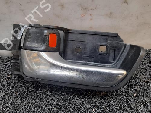 Used Front left interior door handle Front left interior door handle 10916593 10916593
