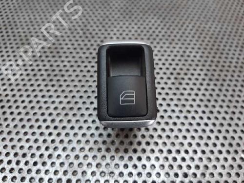 Used Right rear window switch MERCEDES-BENZ GLA-CLASS (X156) GLA 180 (156.942) (122 hp) 4417530