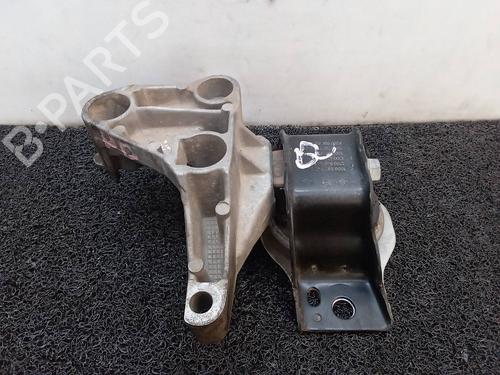 engine-mount-dacia-sandero-8200592642-8200549046-8200690091-2008-10243731 main image