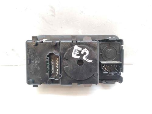Headlight switch CHRYSLER VOYAGER IV (RG, RS) 2.5 CRD | BP13706458I24 