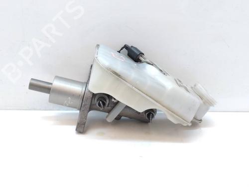 master-brake-ford-kuga-i-158m8-2008-2009-2010-2011-2012-16564534 main image