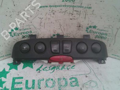 Used Warning switch FIAT PUNTO (188_) 1.9 DS 60 (188.031, .051, .231, .251) (60 hp) 6615927