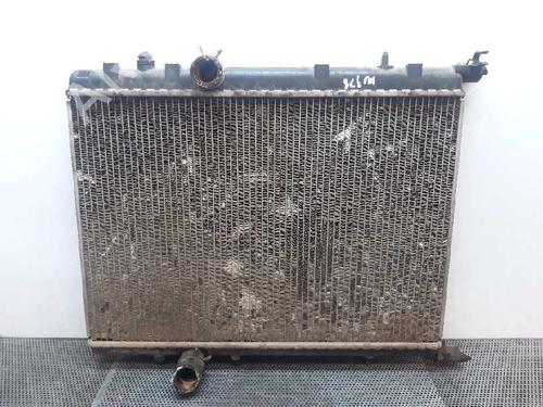 Used Water radiator Water radiator 3440486 3440486