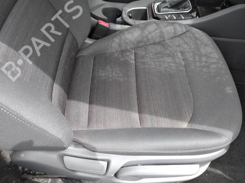 Right front seat HYUNDAI IONIQ (AE) 1.6 GDI Hybrid | BP8070085C16 