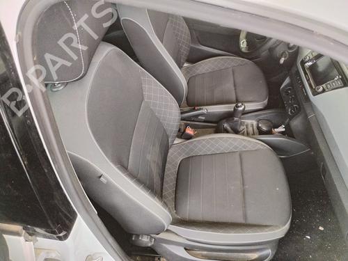 Used Right front seat Right front seat 17681336 17681336