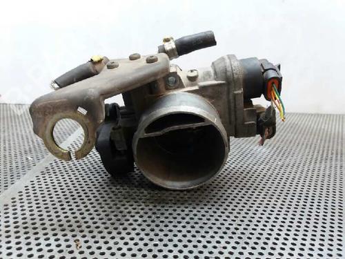 Used Throttle body Throttle body 4661093 4661093