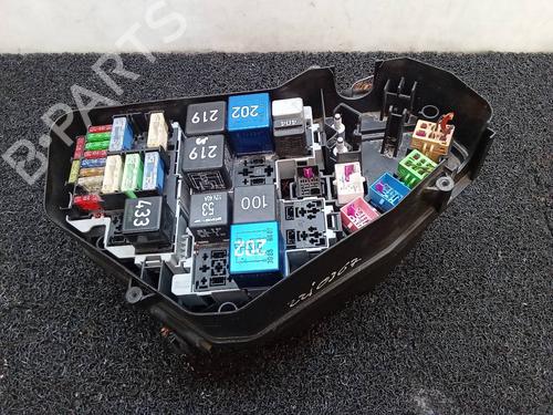 Used Fuse box Fuse box 9956022 9956022