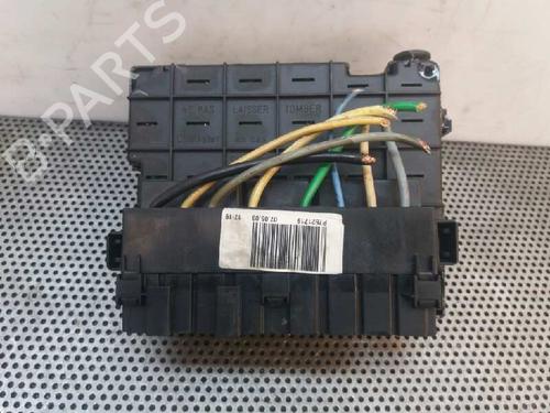 Fuse box PEUGEOT 307 Break (3E) 2.0 HDI 90 | BP4073848E1 