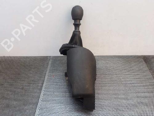 Used Gear lever RENAULT MASTER II Van (FD) 2.5 dCi (120 hp) 7408378