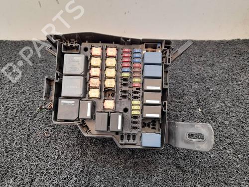Used Fuse box FORD FIESTA VI (CB1, CCN) 1.4 TDCi (70 hp) 7631392
