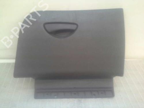 Used Glove box Glove box 1190331 1190331
