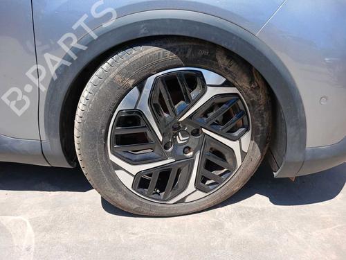 front-right-wheel-arch-trim-citroen-c4-iii-ba_-bb_-bc_-2020-36645097 main image