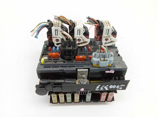 Used Fuse box Fuse box 37199742 37199742