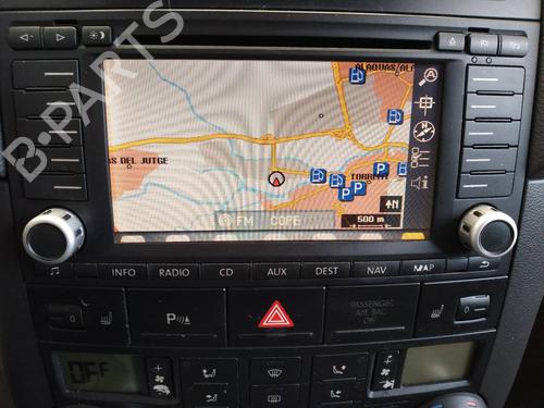Verkleidung vorne rechts VW TOUAREG (7LA, 7L6, 7L7) 5.0 V10 TDI | BP9849904C59 