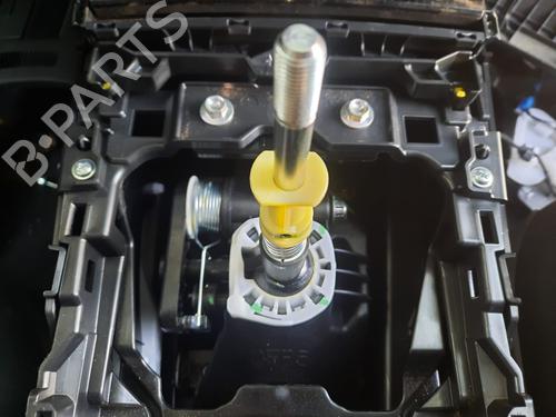 Used Gear lever Gear lever 7408648 7408648