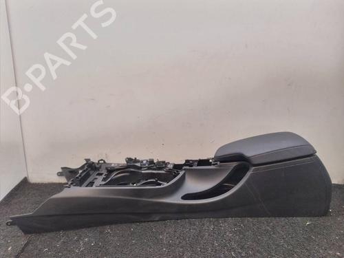 Used Armrest / Center console Armrest / Center console 10539402 10539402