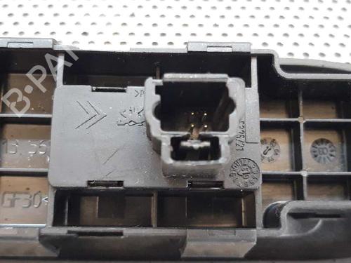 Right front window switch PEUGEOT 307 Break (3E) 2.0 HDI 110 | BP4472728I26 