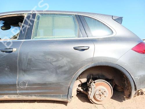Used Left rear door Left rear door 38293658 38293658