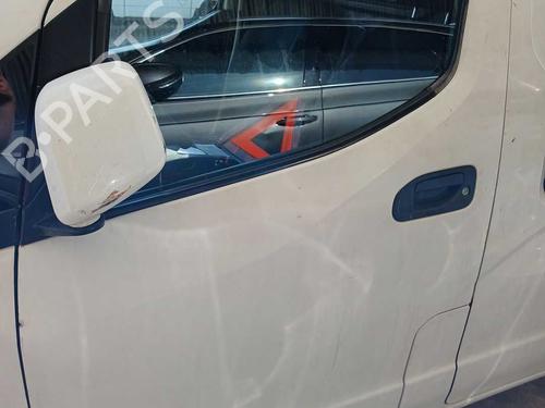 dr-venstre-fortil-nissan-nv200-van-2010-39612908 main image