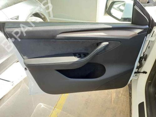 Seat buckle TESLA MODEL Y (5YJY) | BP31263191I32